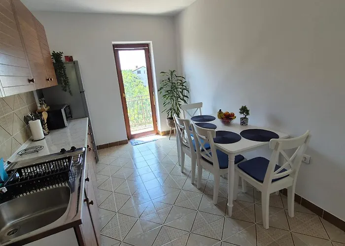 Perlica Biograd Na Moru