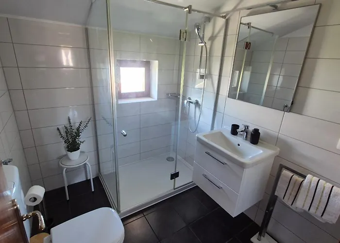 Perlica Biograd Na Moru